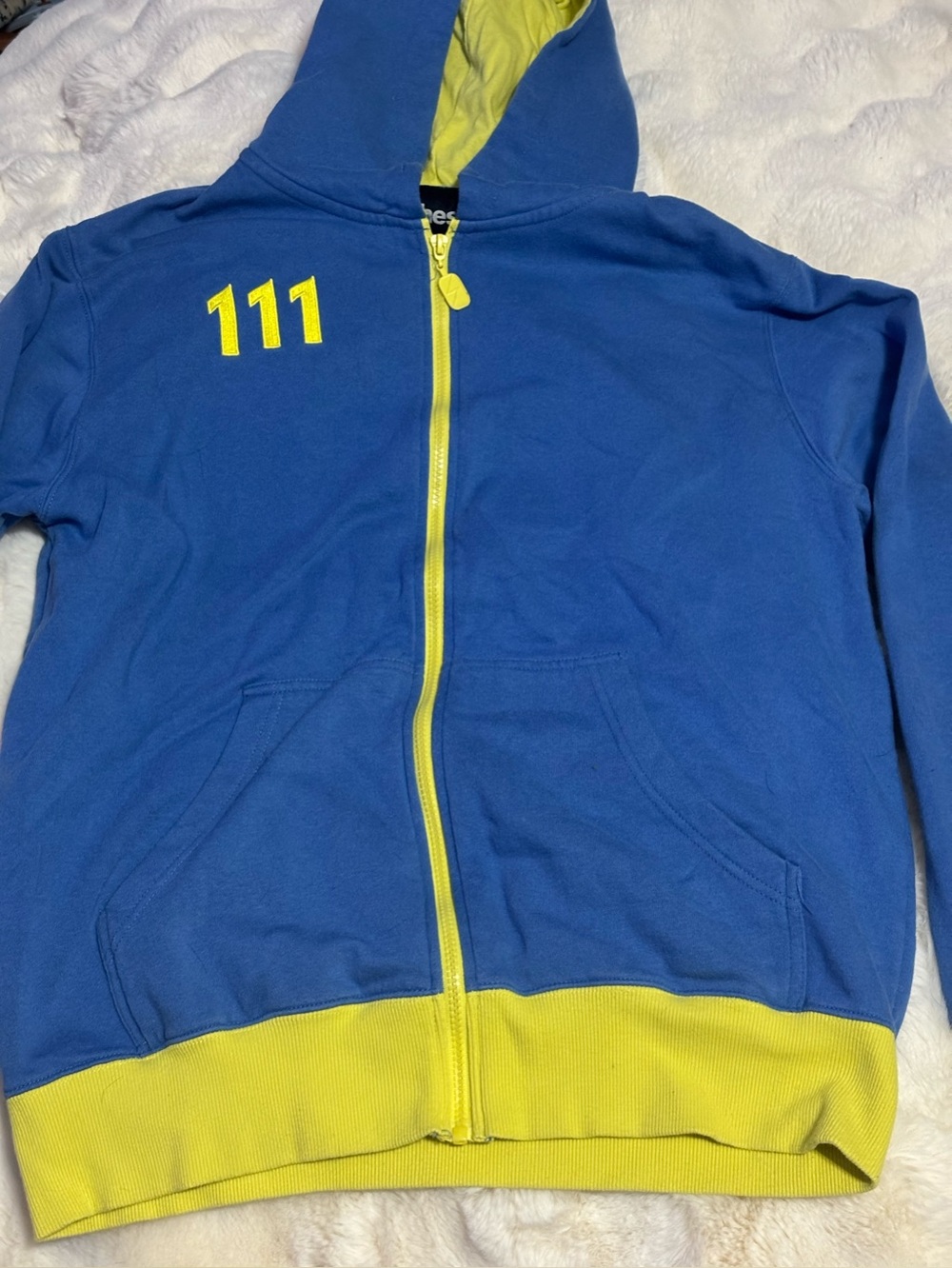 Official Bethesda Fallout 4 Vault 111 Zip-Up Hoodie, size Large, Unisex, GUC - Picture 8 of 8
